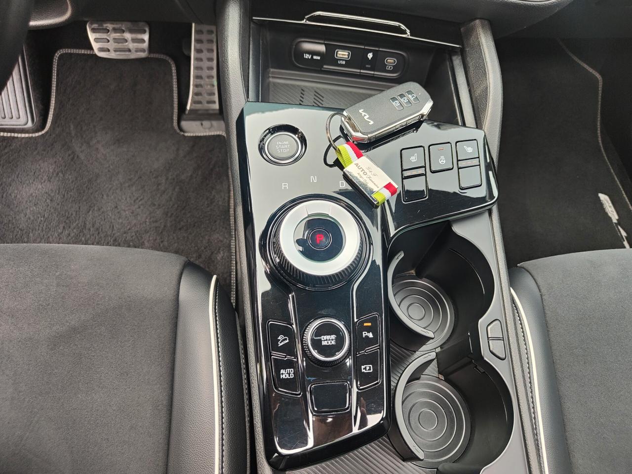 Kia Sportage 1.6 TGDi HEV AT GT-line Plus