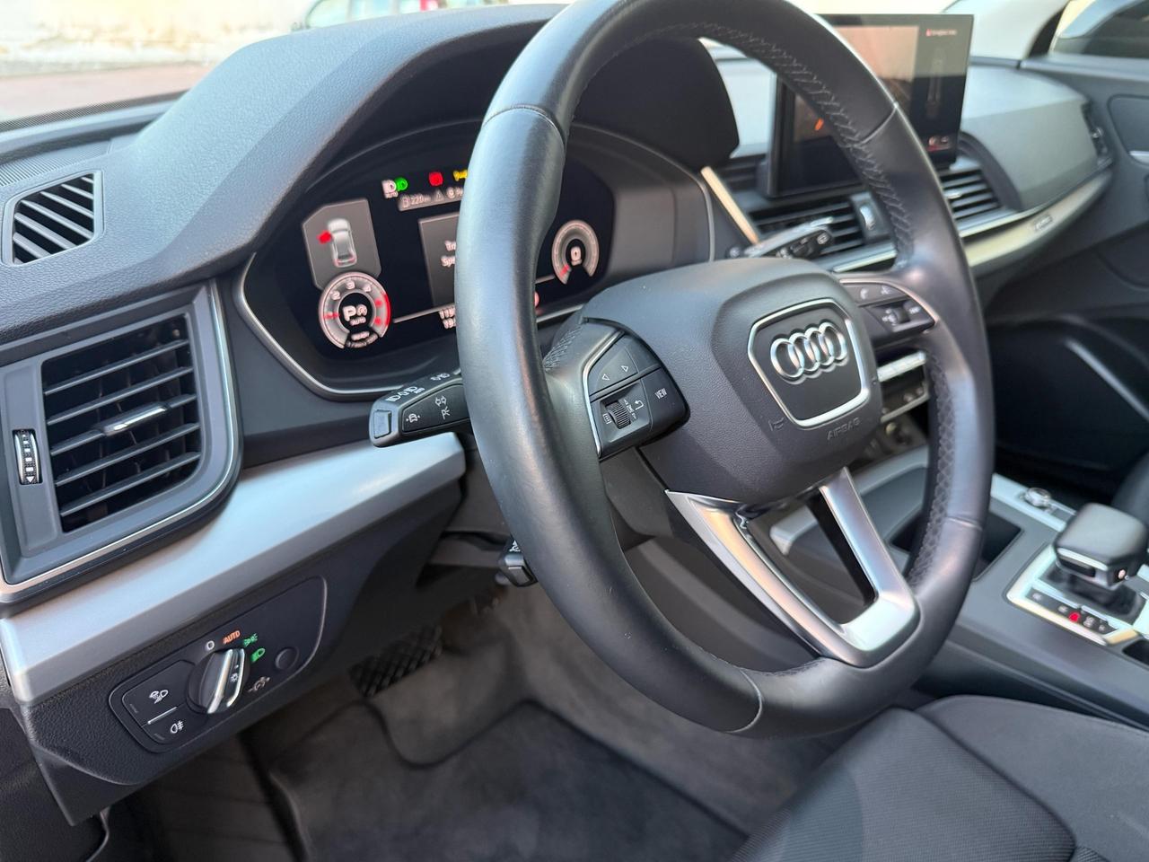 Audi Q5 S line 2023 - 3 anni di GARANZIA