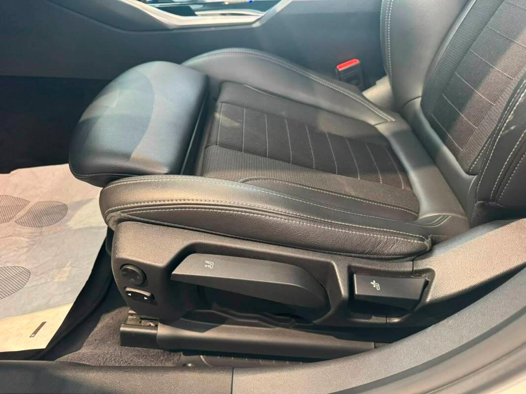 BMW Serie 3 Touring 320d mhev 48V Sport auto