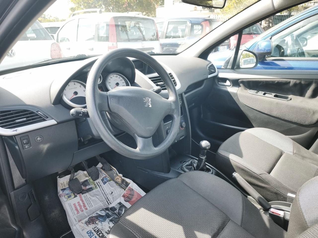 Peugeot 207 1.4 8V 75CV 5p. Energie Sport ECO GPL