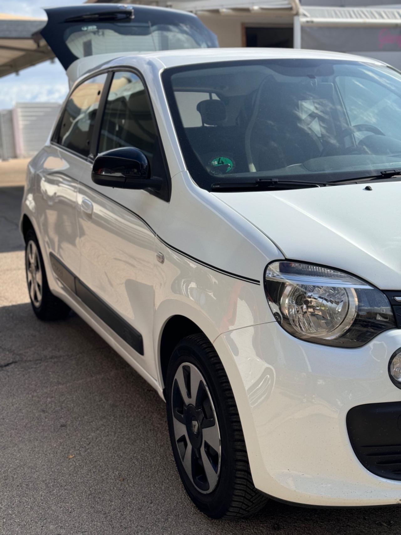 Renault Twingo SCe EDC Lovely2