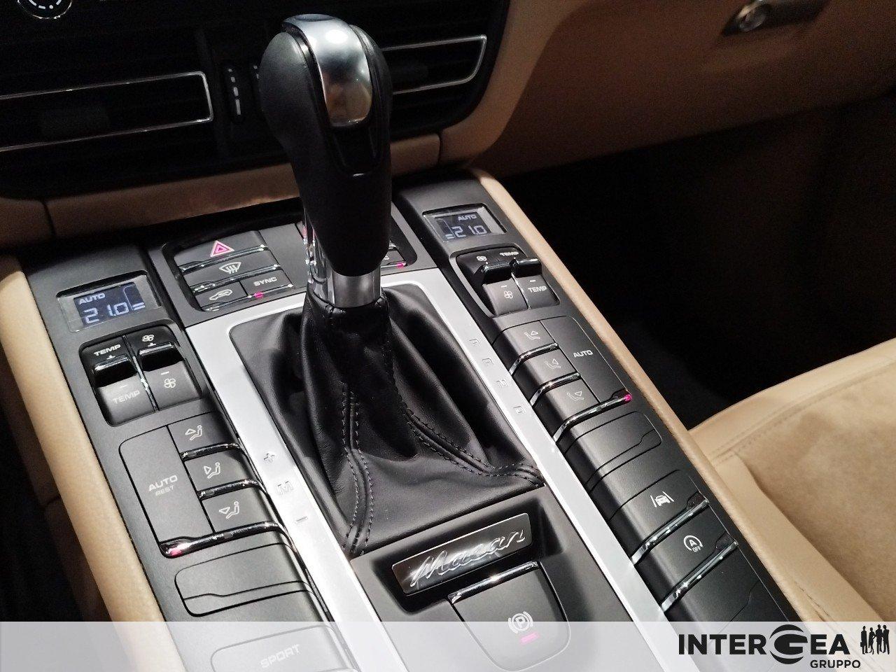 PORSCHE Macan 2.0 245cv pdk