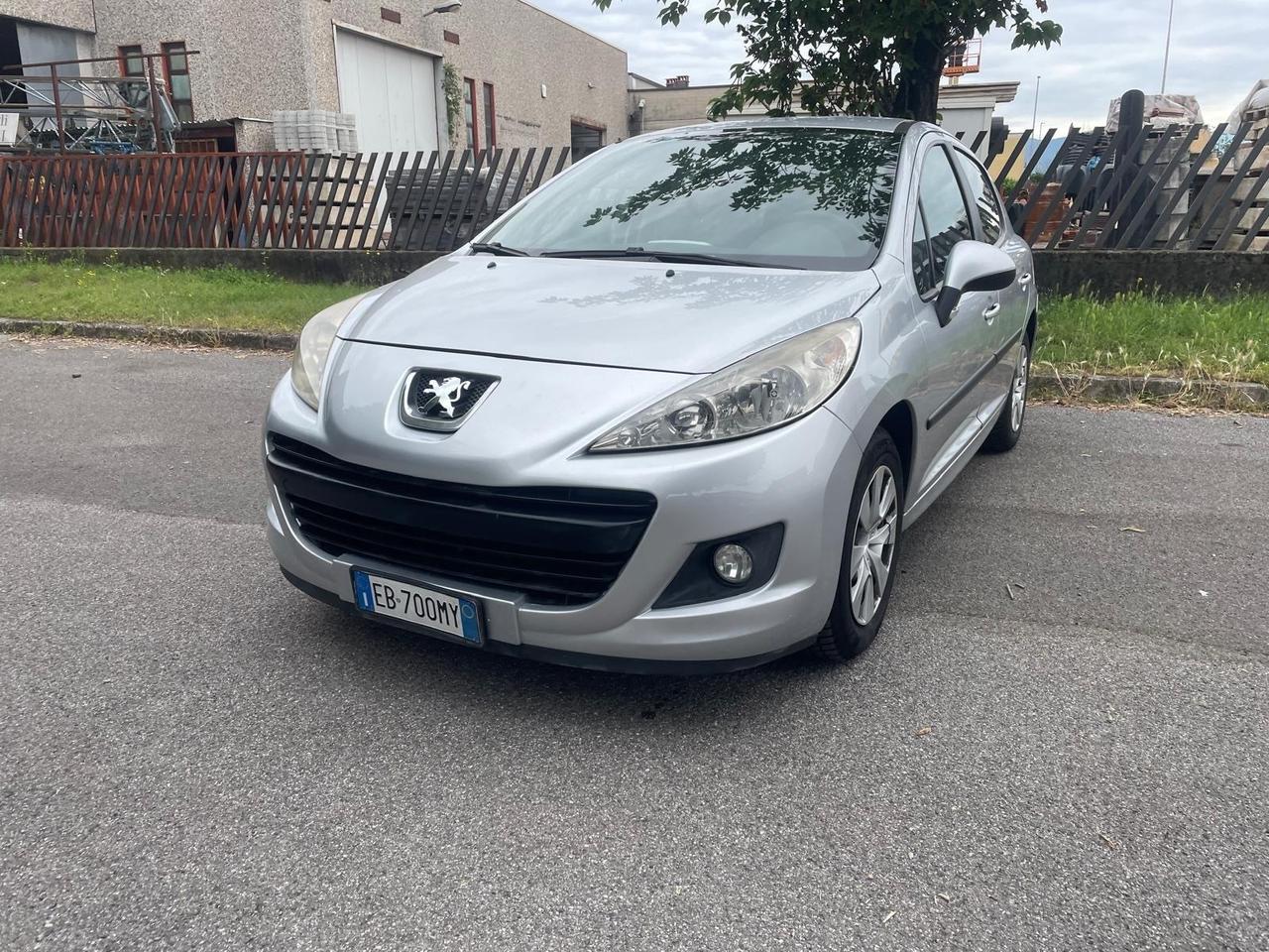 Peugeot 207 1.4 8V 75CV 5p. Energie Sport ECO GPL per Neopatentati