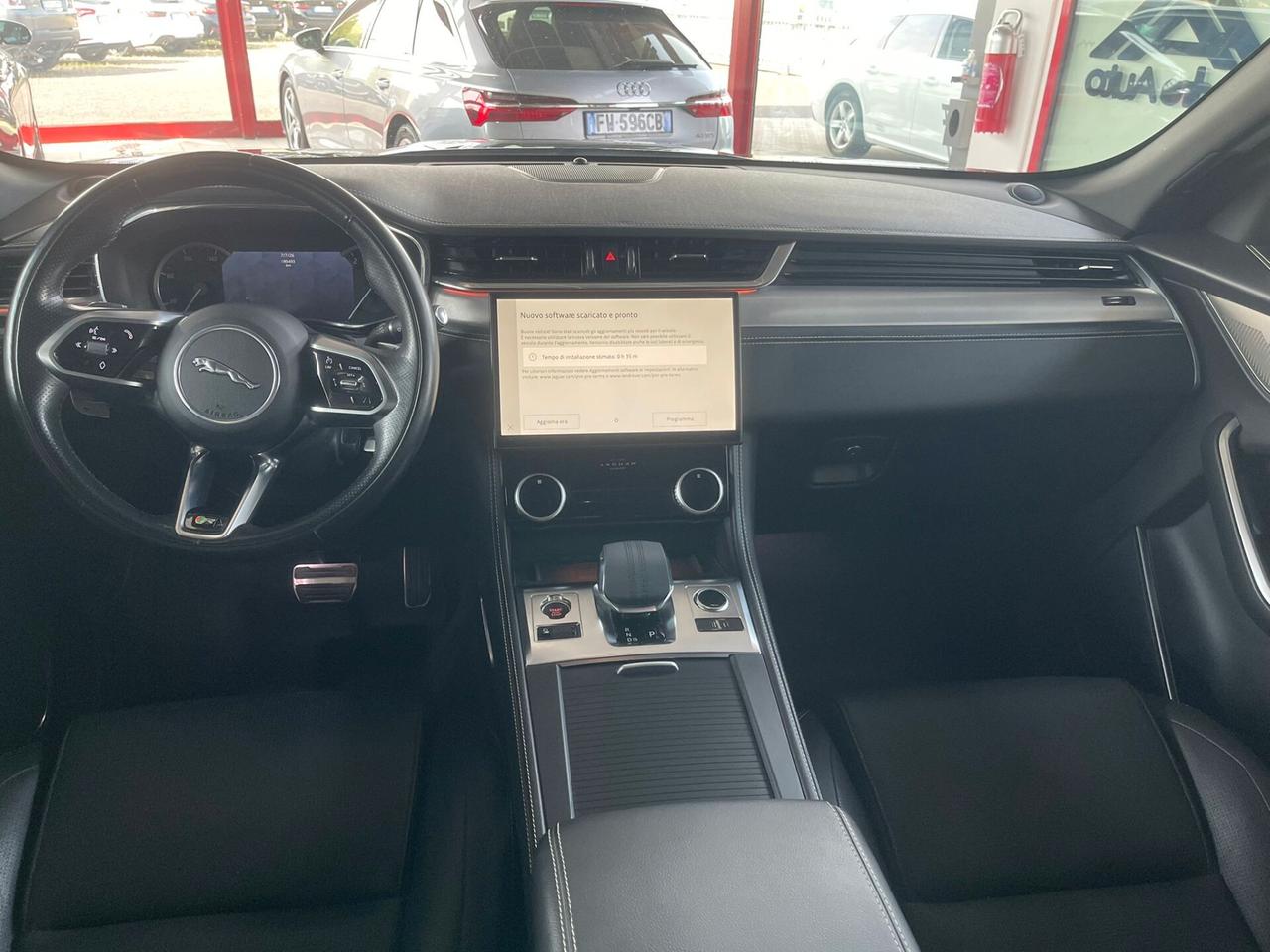 Jaguar F-Pace 3.0 D 300 CV AWD aut. R-Dynamic Black