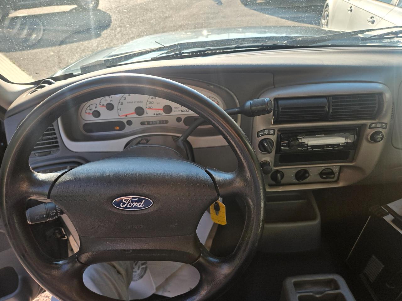 Ford Explorer EXSPLORER SPORT TRAC