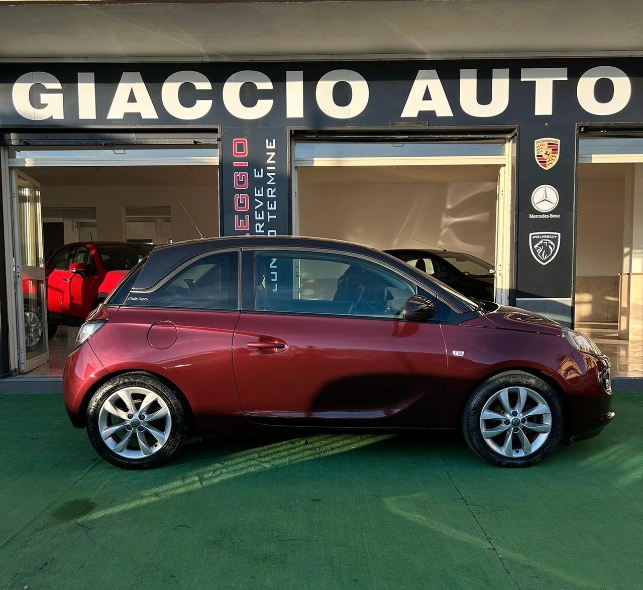 Opel Adam 1.2 70 CV