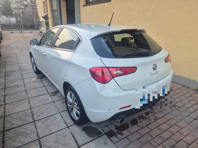 ALFA ROMEO Giulietta 1.6 JTDm-2 105 CV Distinctive