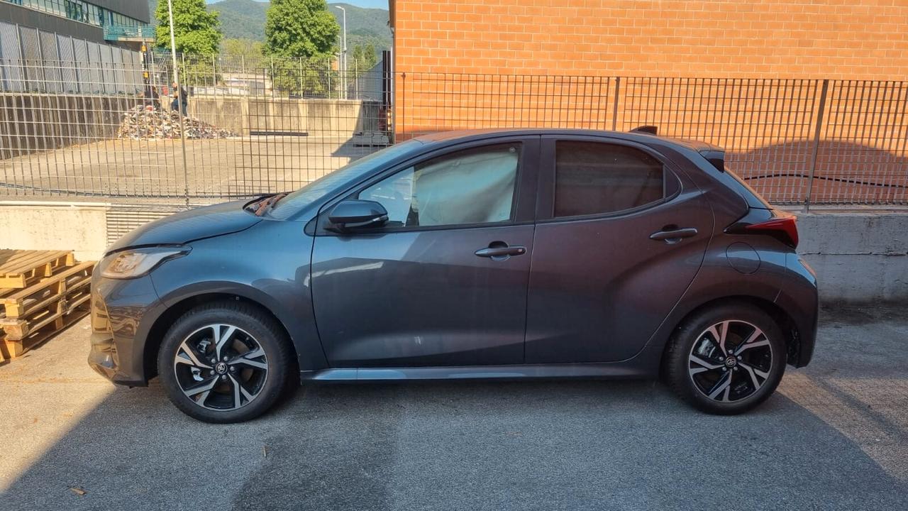 Toyota Yaris 1.5 Hybrid 5 porte Trend INCIDENTATA