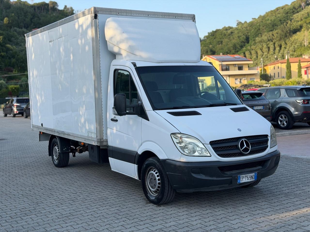Mercedes Benz