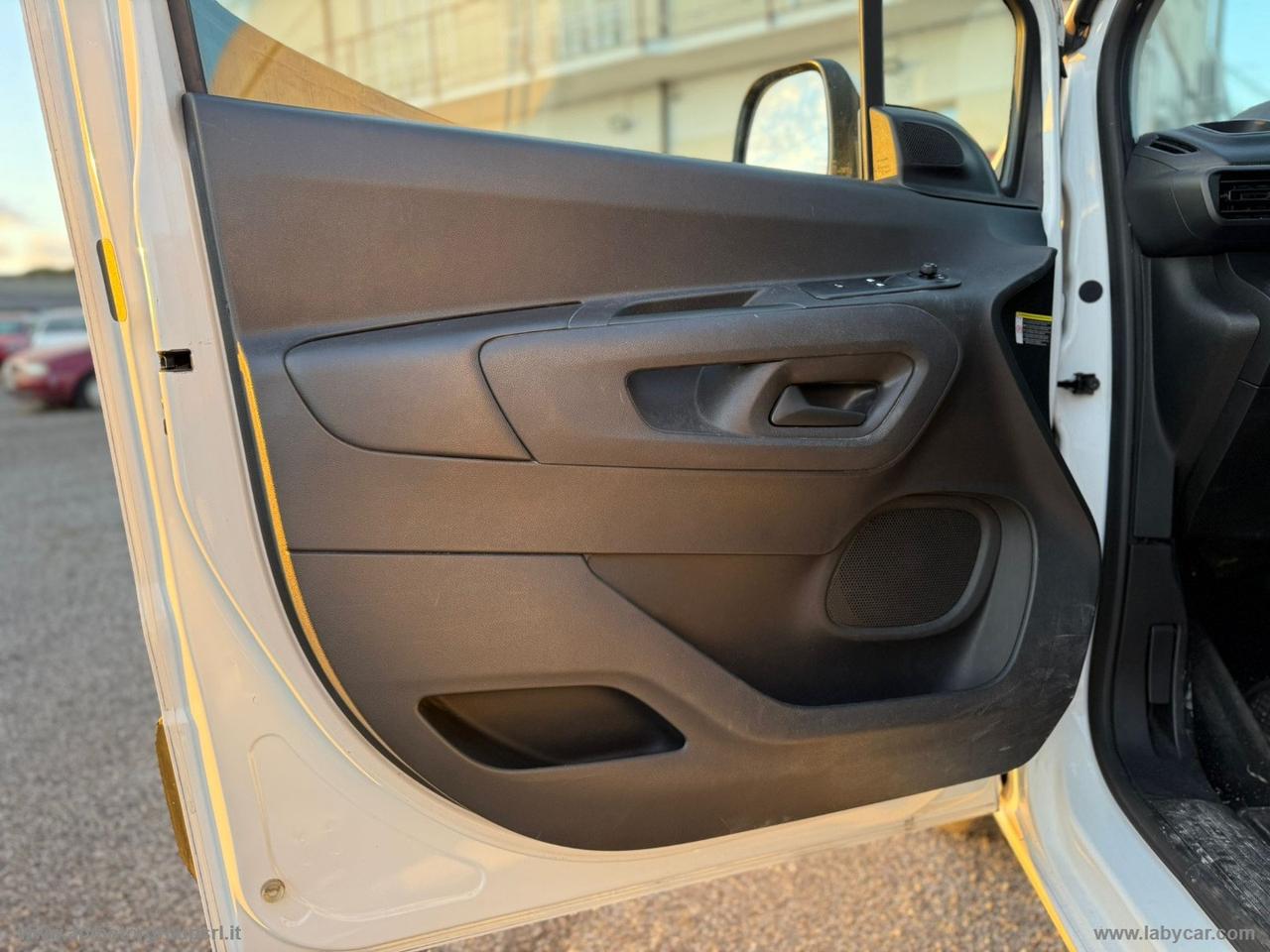 Combo Cargo 1.5 D EDITION L2H2 DIESEL 100 CV