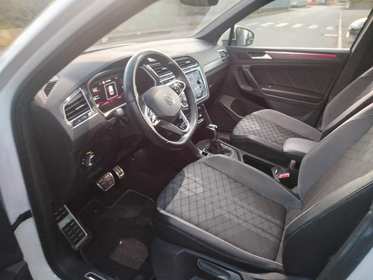 VW Tiguan 2.0 TDI 150 CV DSG R LINE