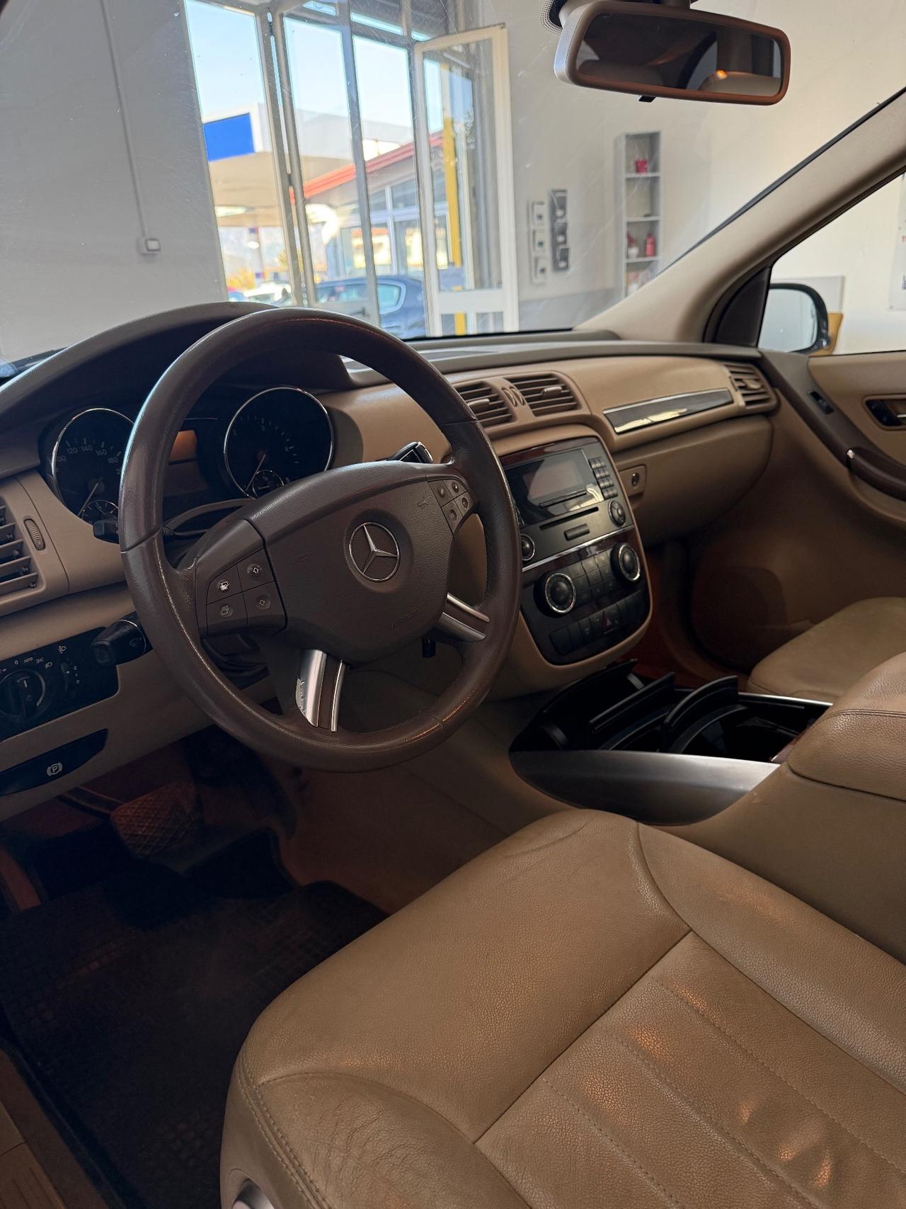 Mercedes-benz R 320 300 CDI cat Chrome Lunga