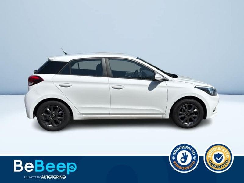 Hyundai i20 5P 1.2 BLACKLINE 84CV