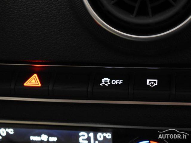 AUDI A3 SPB 2.0 35 TDI S-Tronic Admired S-Line, LED, Navi