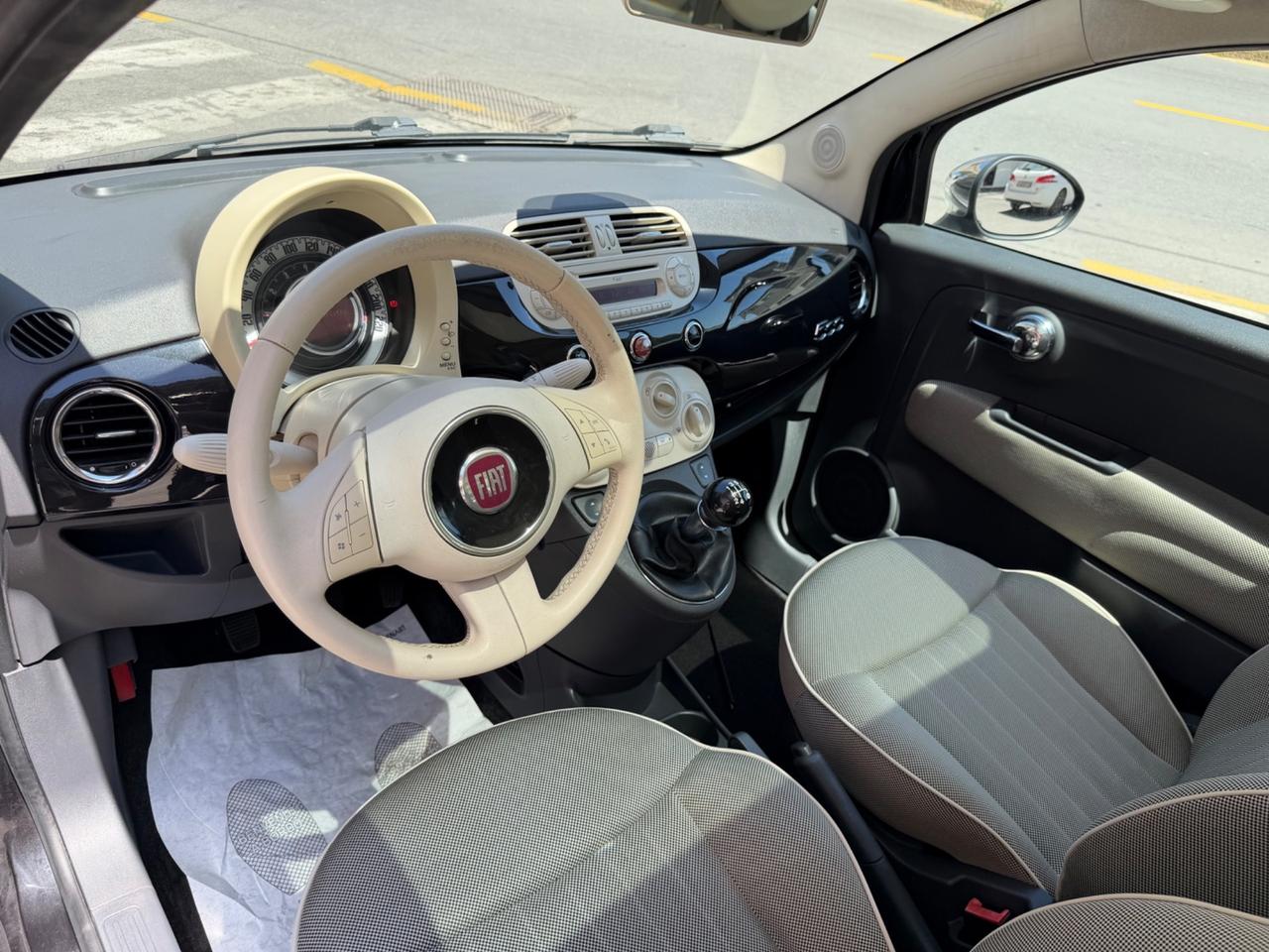 FIAT 500 1.2 LOUNGE NEOPATENTATI