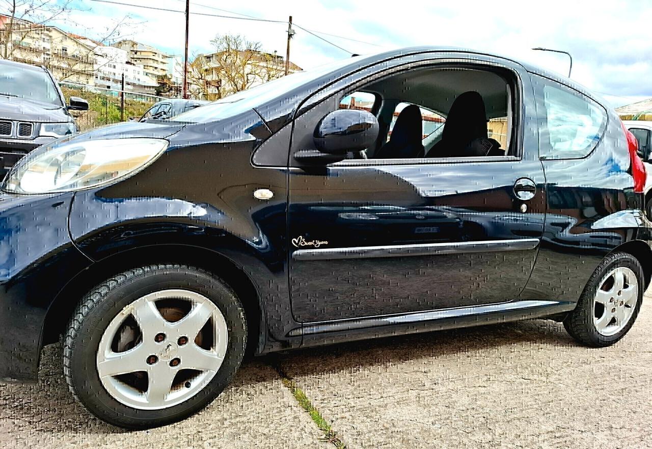 PEUGEOT 107 1.0 68CV 3p. Sweet Years benzina
