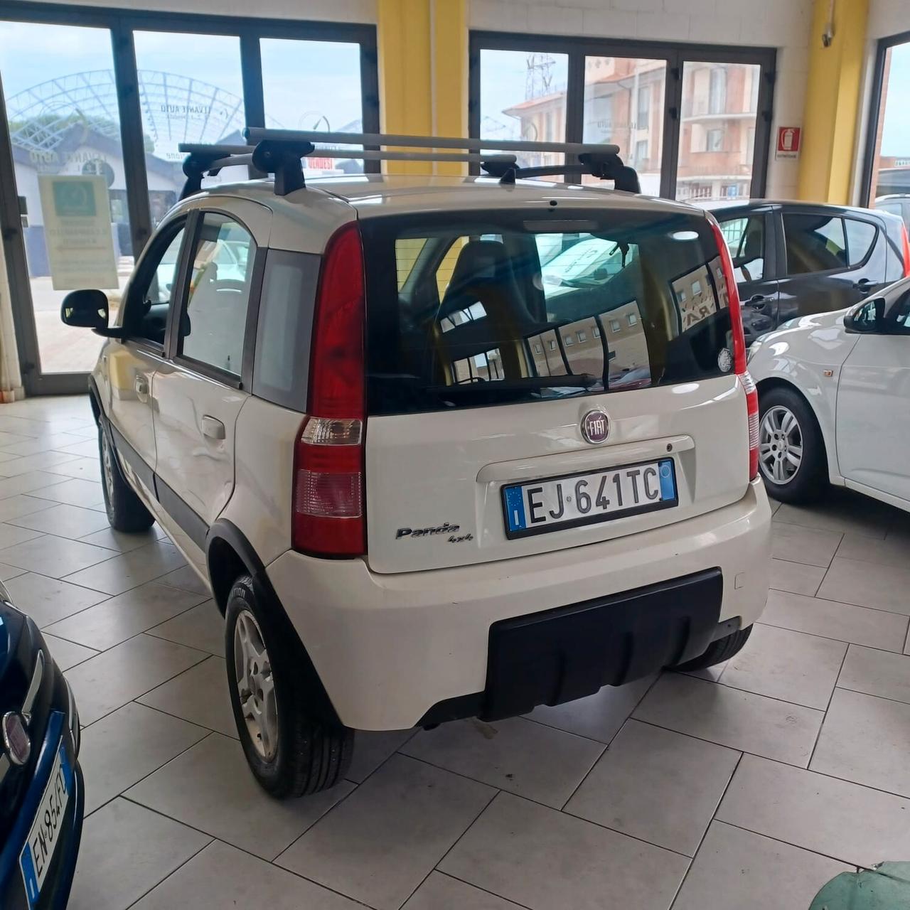 PANDA CROSS 4X4 1.3 MJTD INDISTRUTTIBILE