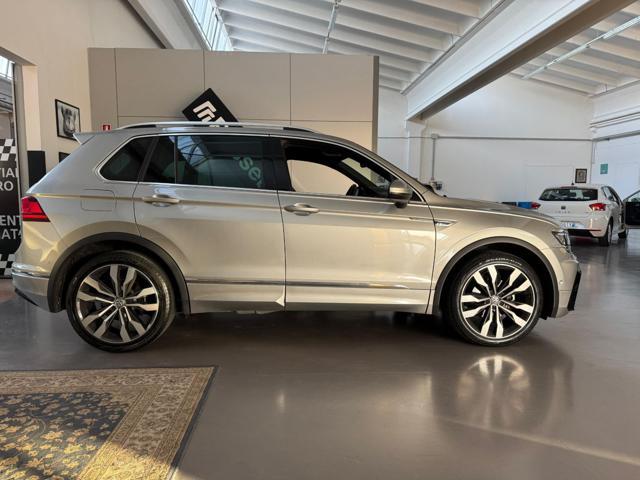 VOLKSWAGEN Tiguan 2.0 TDI DSG Advanced R-LINE Exterior Pack
