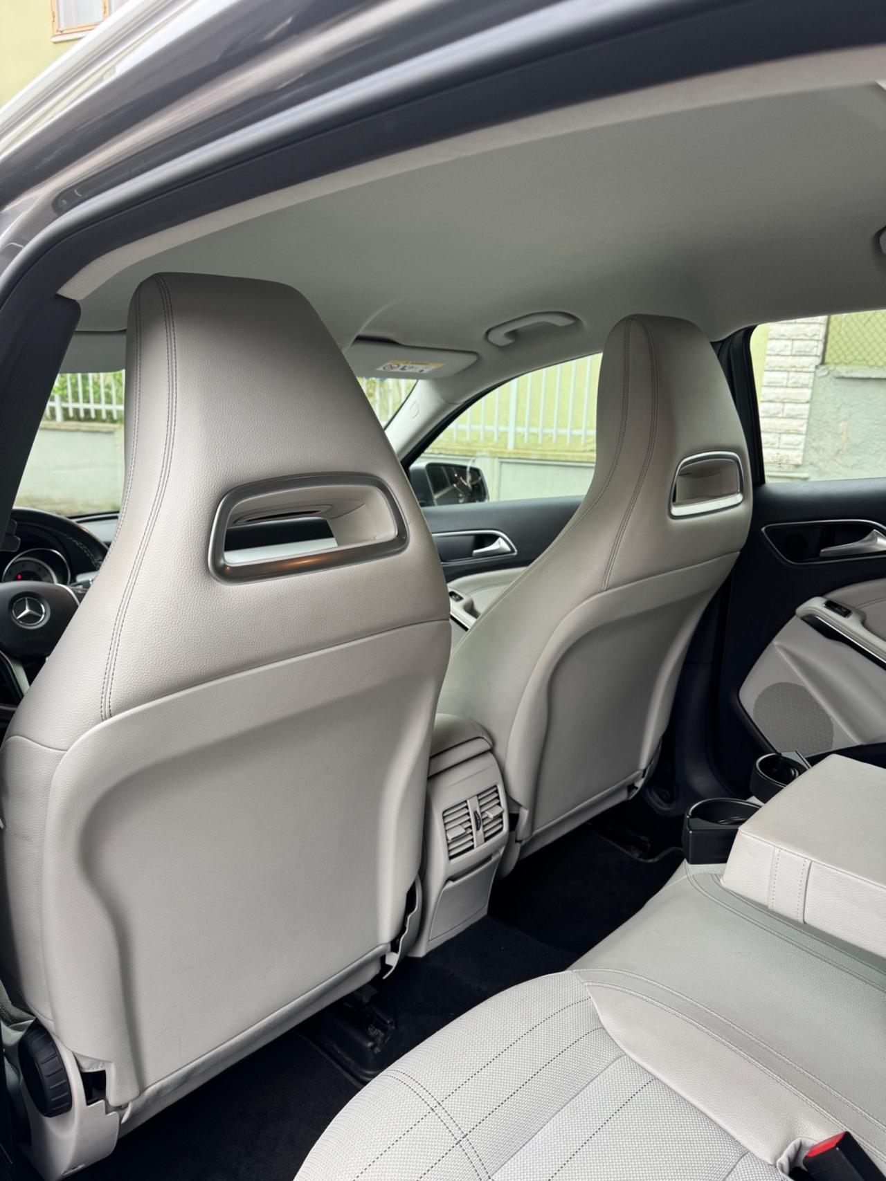 Mercedes-benz GLA 200 CDI Automatic 4Matic Premium