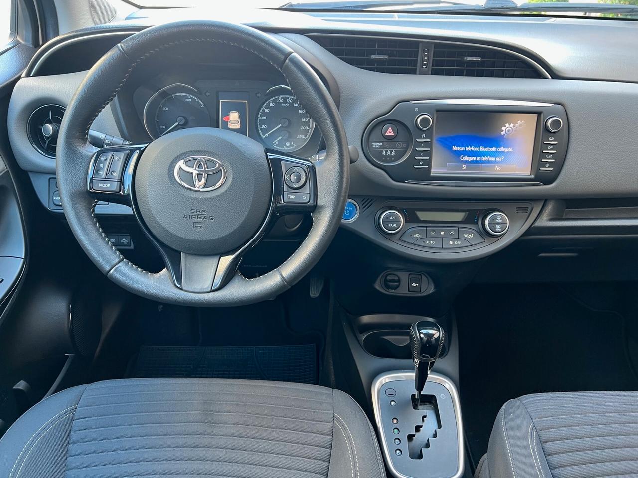 Toyota Yaris 5pt 1.5h HYBRID Style my18 AUTO/CAMERA OK NEOPAT.