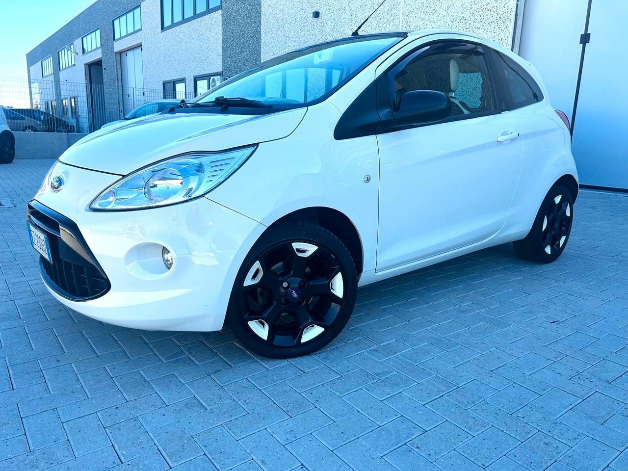 Ford Ka 1.2 8V 69 CV Black&White Edition