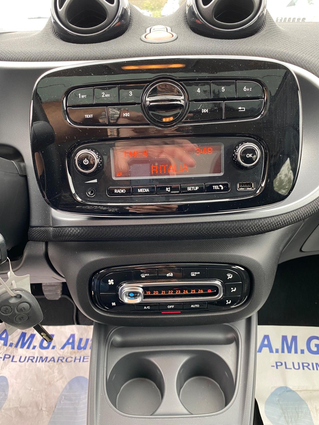 Smart ForFour 70 1.0 benzina twinamic Passion