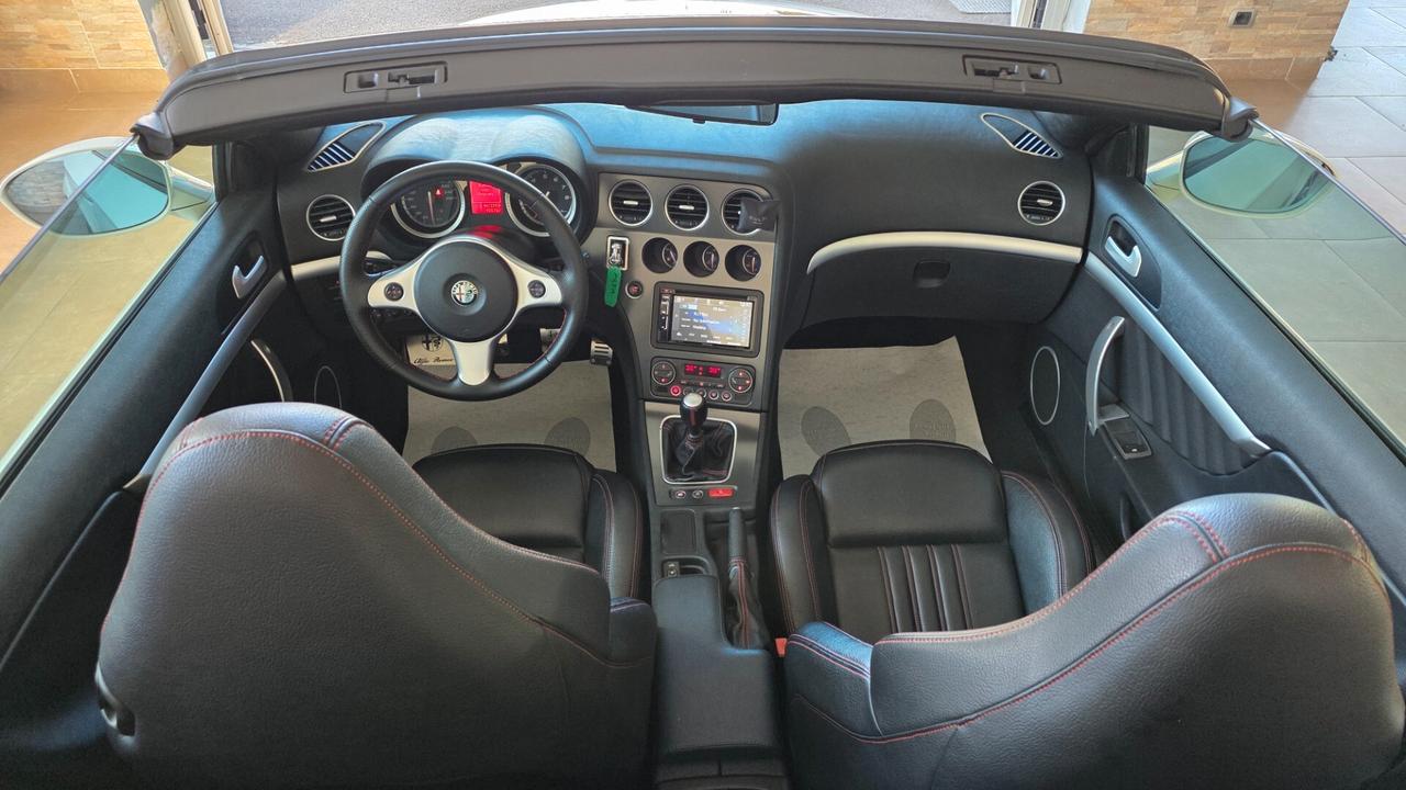 Alfa Romeo Spider 2.2 JTS Selespeed