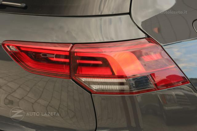 VOLKSWAGEN Golf 1.5 TSI Life