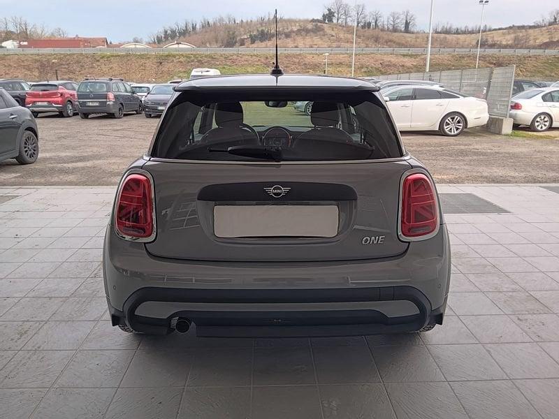 MINI Mini 3 porte Mini 3p 1.5 One Essential 102cv auto