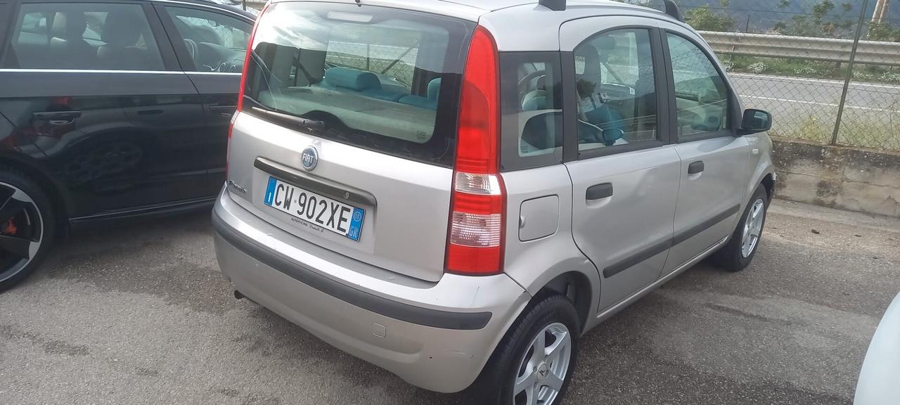 Fiat Panda 1.2 - CAMBIO AUTOMATICO