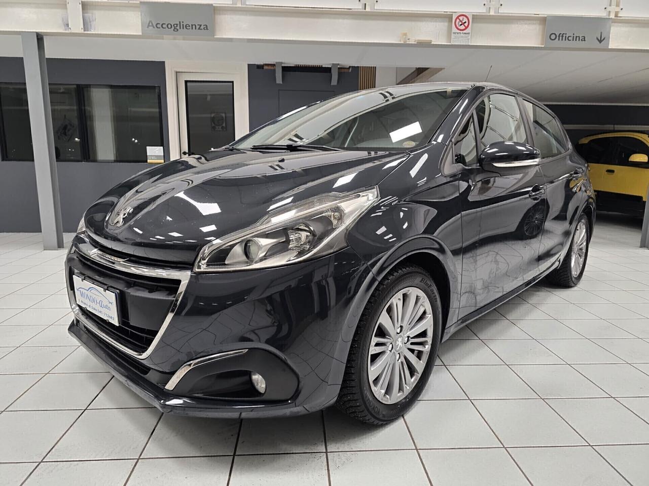 Peugeot 208 PureTech 82 5 porte Active 2018 NEOPATENTATI