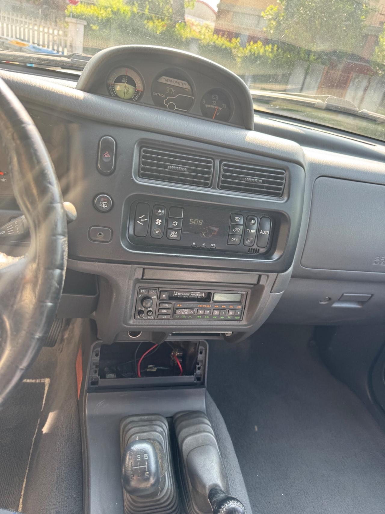 Mitsubishi L200