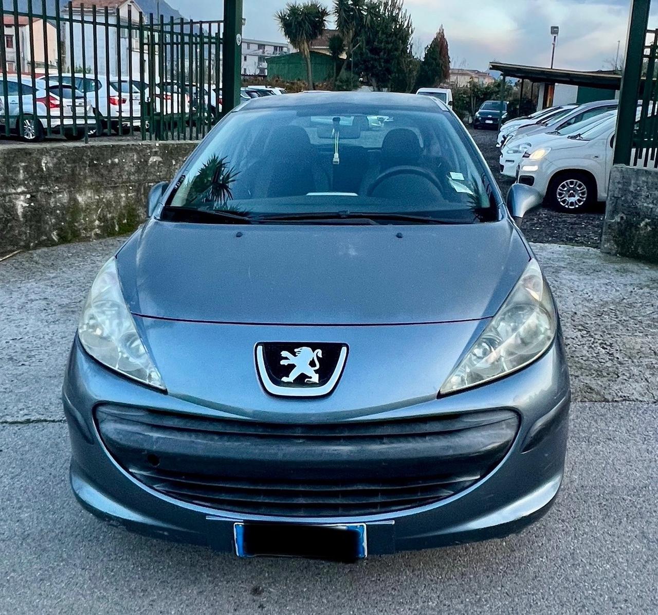 Peugeot 207 1.4 HDi 70CV 5p.