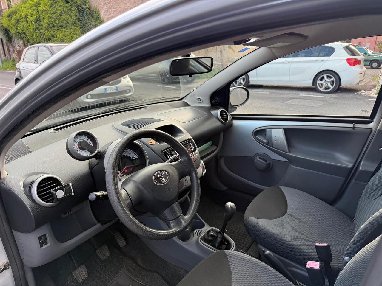 Toyota Aygo 1.0 12V VVT-i 5p - Tutto incluso - Superprezzo