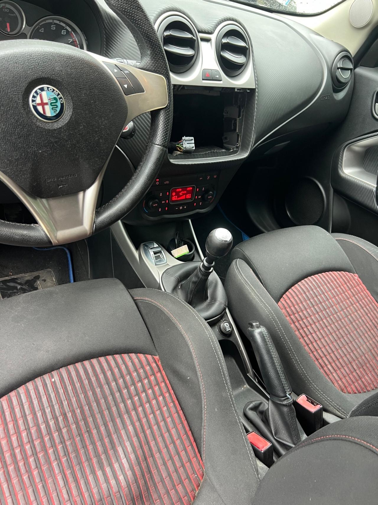 Alfa Romeo MiTo 1.4 105 CV M.air S&S Distinctive
