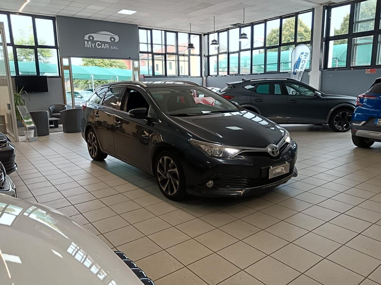 Toyota Auris Diesel Manuale