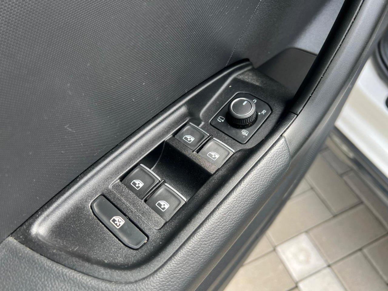 Audi A1 allstreet 25 TFSI Business