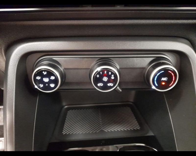 Citroën C3 IV 2024 1.2 hybrid Plus 110cv edcs6