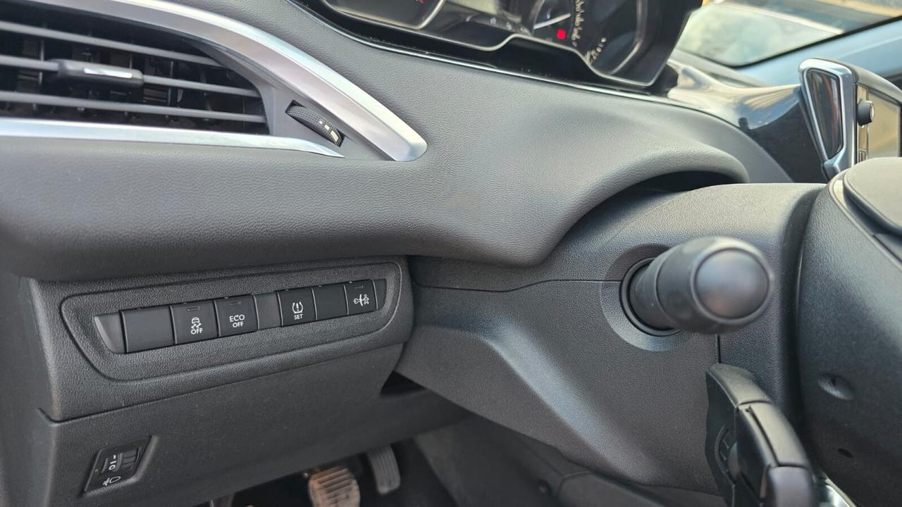 Peugeot 208 1.6 e-HDi 92 CV Stop&Start 5 porte Allure