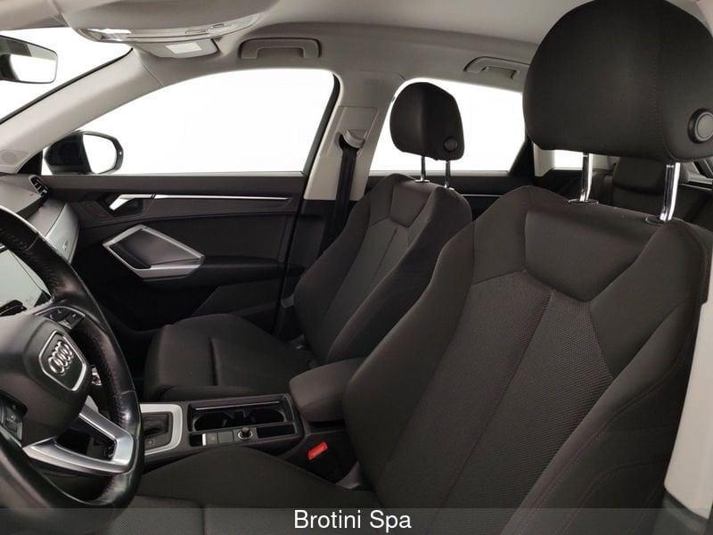 Audi Q3 Q3 35 TDI S tronic Business Advanced