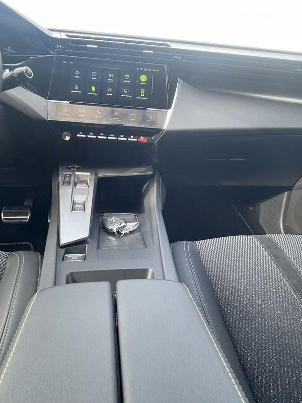 Peugeot 308 308 PureTech Turbo 130 S&S EAT8 SW GT