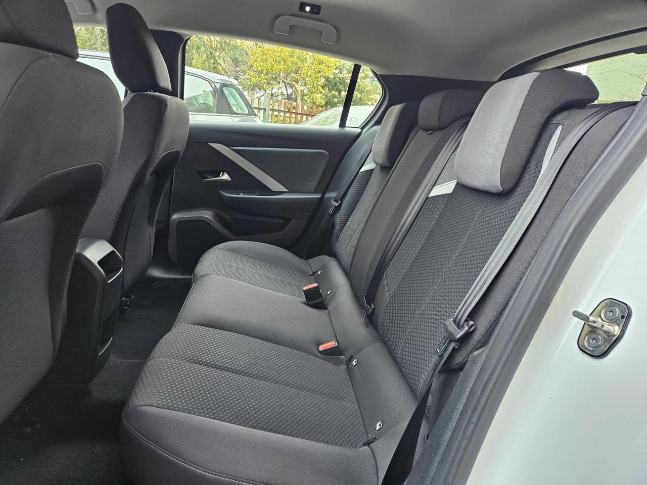 Opel Astra 1.5 Turbo Diesel 130 CV Business Elegance