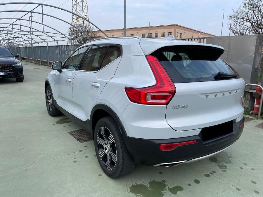 VOLVO Xc40 SOLO PER COMMERCIANTI AUTO SENZA GARANZIA