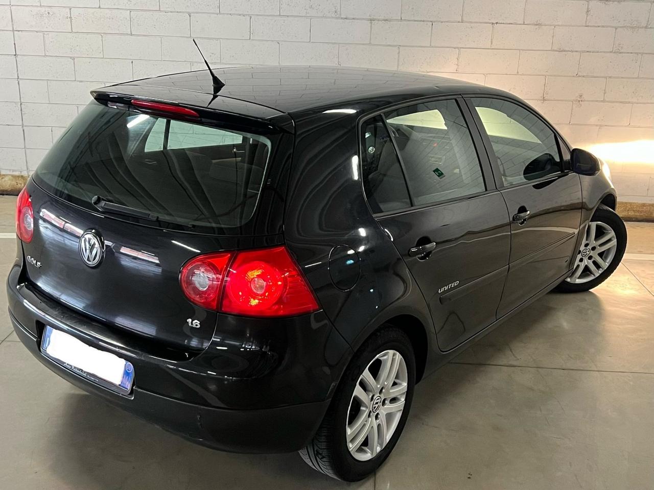 Volkswagen Golf 1.6 5p. United