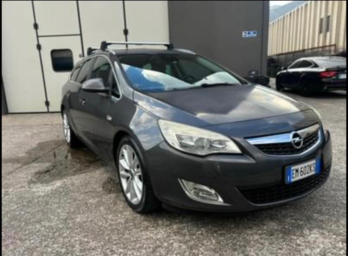 Opel Astra 1.7 CDTI 110CV Sports Tourer Cosmo