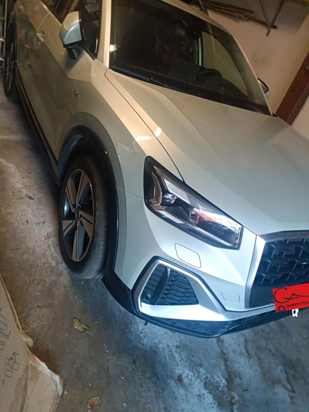 Audi Q2 30 TDI Business Advanced