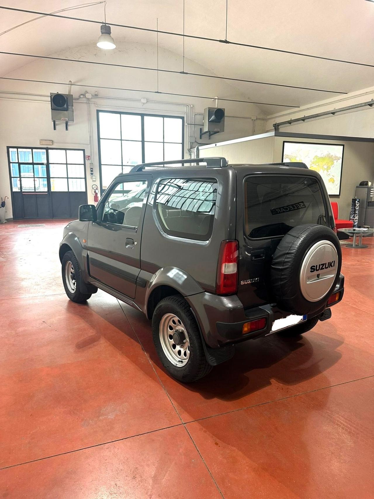 Suzuki Jimny 1.3i 16V cat 4WD JLX