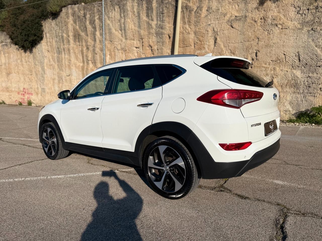 Hyundai Tucson Edition/1.7 DCT 141 CV/FRIZIONE NUOVA