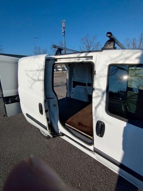Opel Combo 1.3mjt SOLI 120000 KM