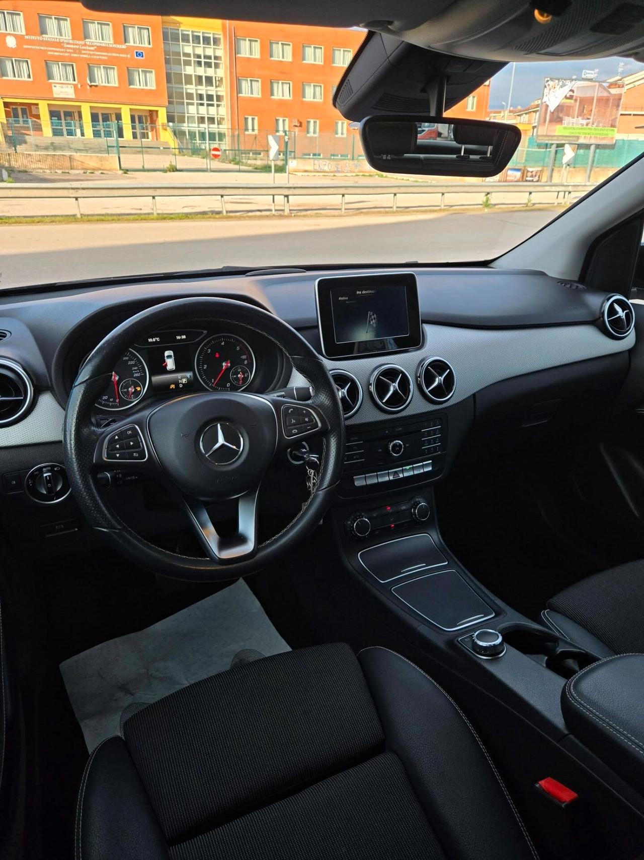 Mercedes-benz B 180 d Automatic Premium